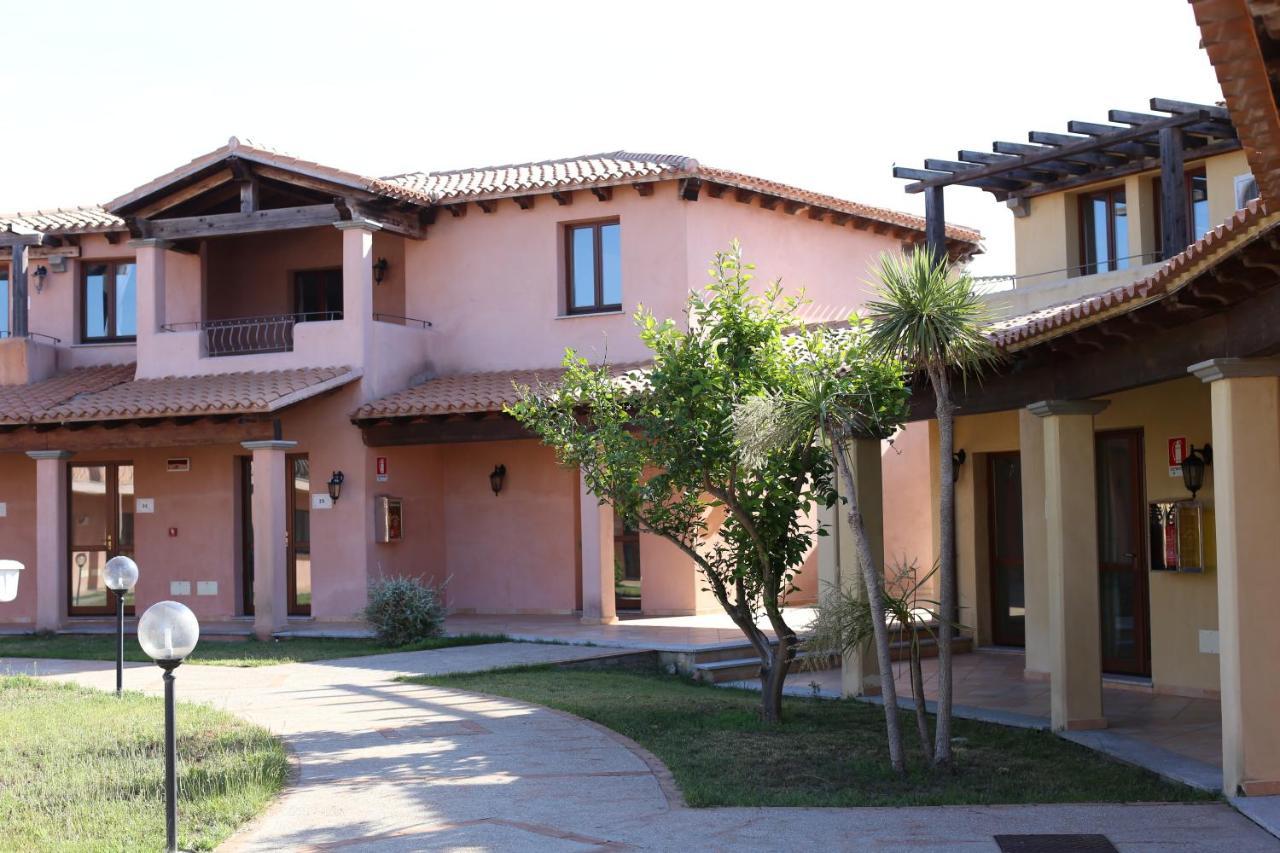 Borgo Dei Pescatori Aglientu Exterior foto