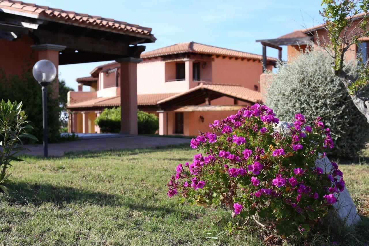 Borgo Dei Pescatori Aglientu Exterior foto
