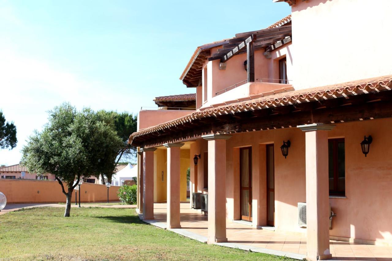 Borgo Dei Pescatori Aglientu Exterior foto