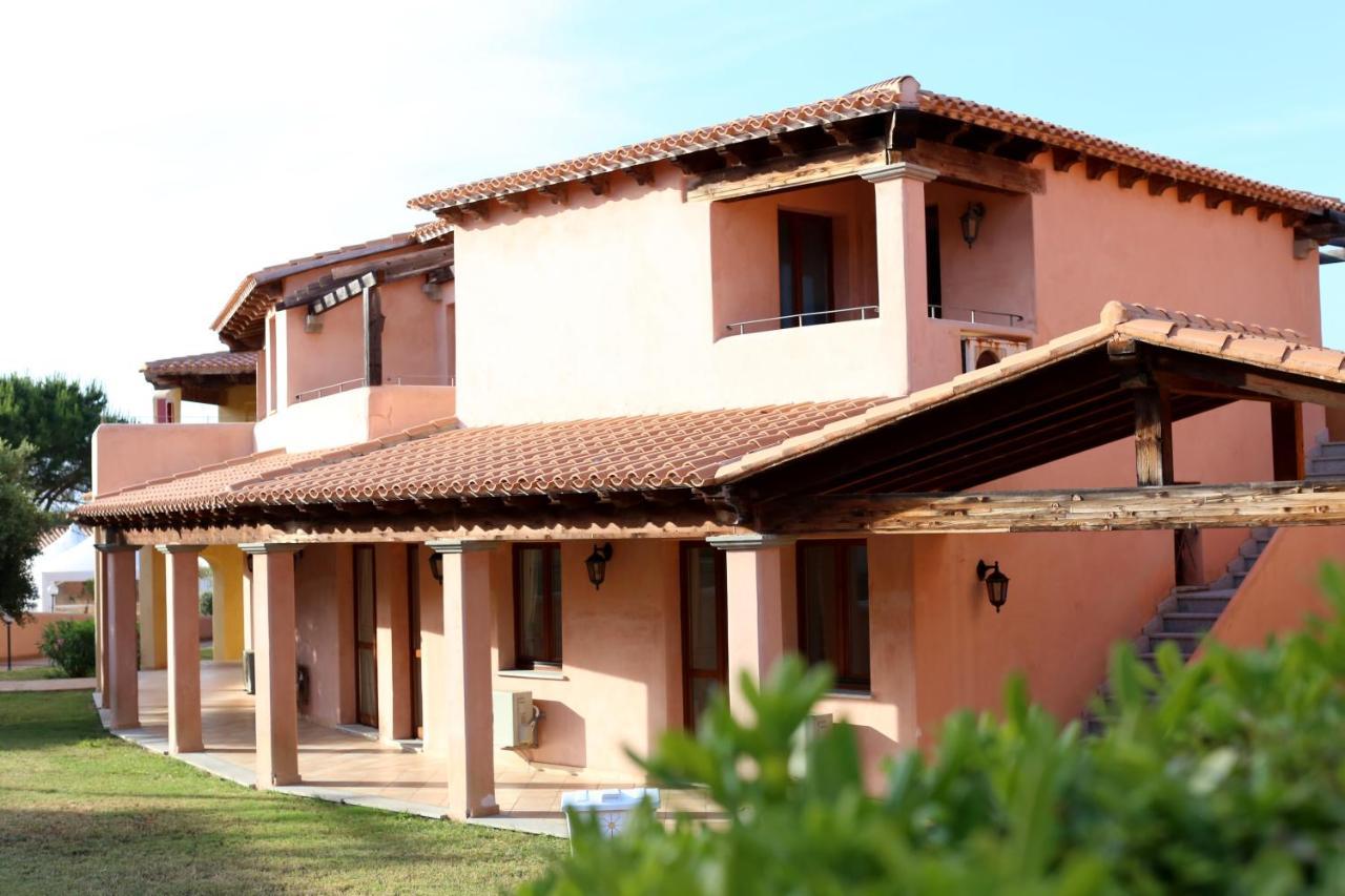 Borgo Dei Pescatori Aglientu Exterior foto