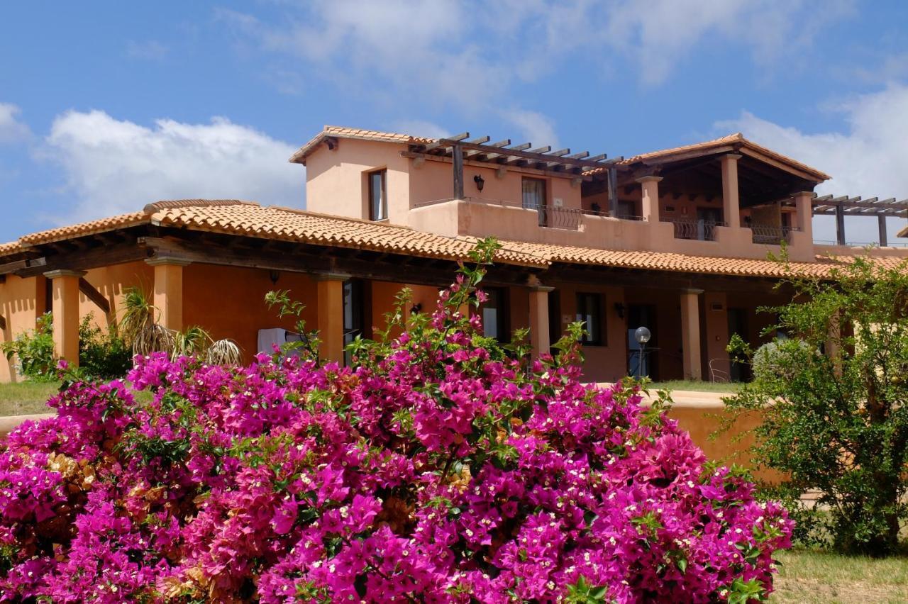 Borgo Dei Pescatori Aglientu Exterior foto